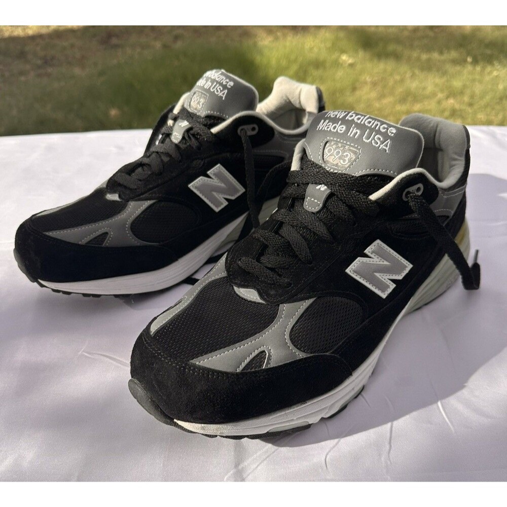 11.5 4E Mens New Balance 993 Black Suede Walking Shoes Wide Lace Up Made USA